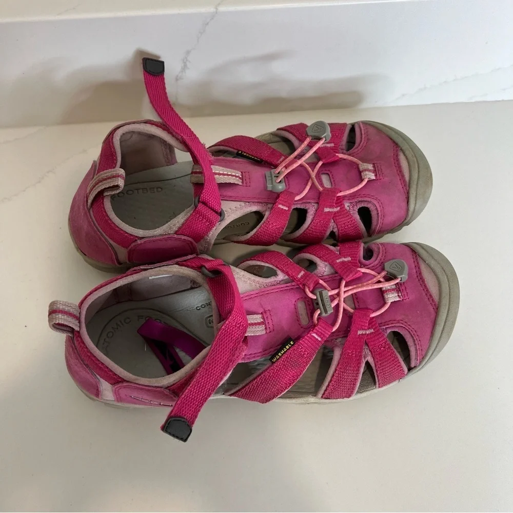 Keen Very Berry Pink Seacamp II CNX Hybrid Water Sport Sandal Waterproof Size 5
